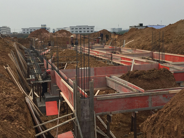 制罐基地施工現(xiàn)場