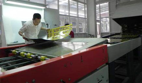 鐵料印刷現(xiàn)場圖.jpg 鐵料印刷現(xiàn)場圖.jpg