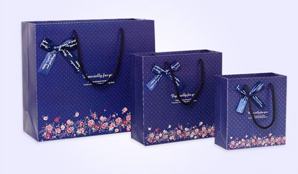 精品紙盒包裝.jpg 精品紙盒包裝.jpg