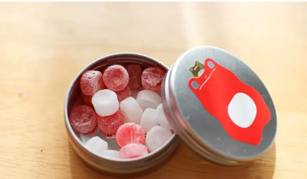 糖果鐵盒.jpg 糖果鐵盒.jpg