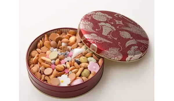 曲奇餅干鐵盒.jpg 曲奇餅干鐵盒.jpg