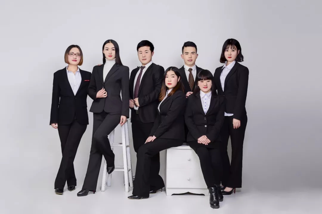 金裕制罐國際貿(mào)易部團隊風(fēng)采 金裕制罐國際貿(mào)易部團隊風(fēng)采