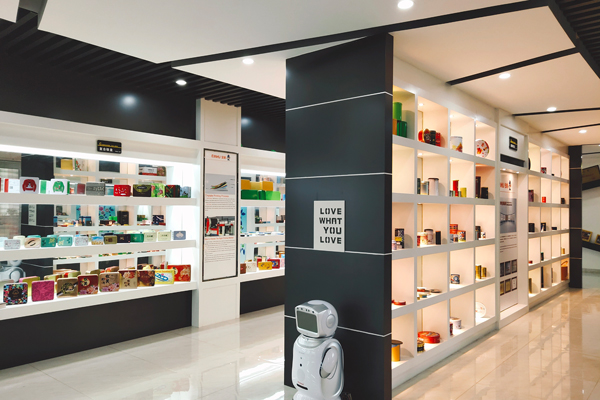 一家專業(yè)的馬口鐵雜品罐生產(chǎn)廠家 一家專業(yè)的馬口鐵雜品罐生產(chǎn)廠家