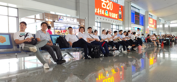 金裕制罐團(tuán)隊(duì)風(fēng)采 金裕制罐團(tuán)隊(duì)風(fēng)采