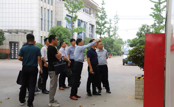 1c0473eee6934c86a61b8c52af1bbe02.jpg 1c0473eee6934c86a61b8c52af1bbe02.jpg