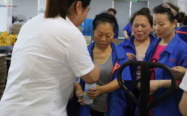 送清涼活動(dòng) 送清涼活動(dòng)