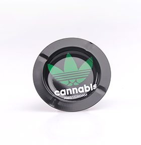 創(chuàng)意圓形簡約馬口鐵煙灰缸