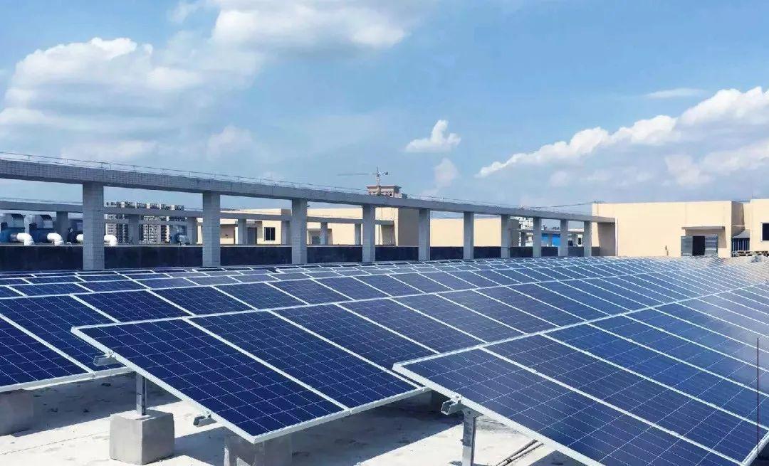 為什么秋季的光伏發(fā)電量比夏季還高？